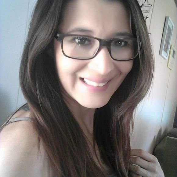 Meet the Posher Other - Meet your Posher, Amber